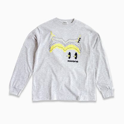 杢グレーの長袖Tシャツ、フロントの地図風イラストプリント