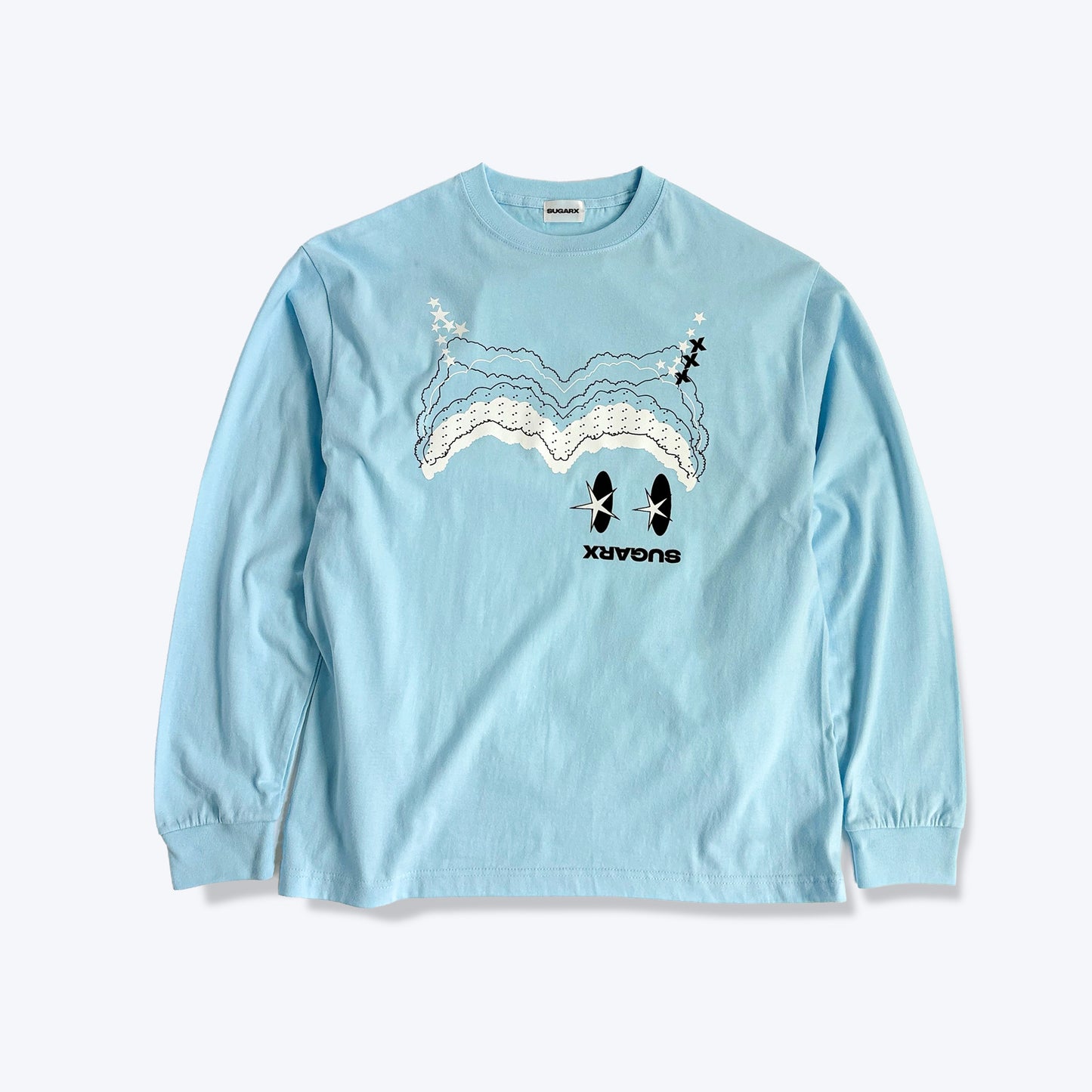 サックスブルーの長袖Tシャツ、フロントに星とロゴのプリント